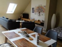 Dakappartement aan het meer met eigen tuin en weids uitzicht in Ludorf - thumbnail 3
