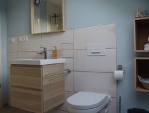 Dakappartement aan het meer met eigen tuin en weids uitzicht in Ludorf - thumbnail 4