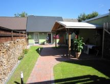 Knus vakantiehuis voor 2 aan de Fleesensee met tuin, terras & open haard - thumbnail 2