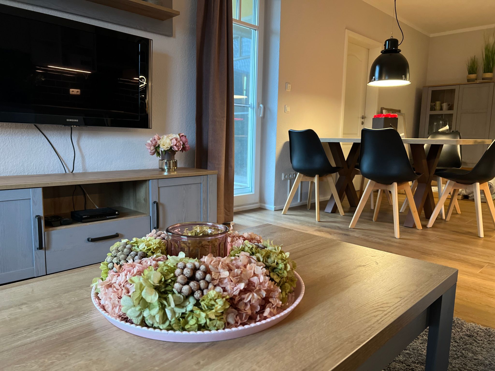 Traumhaft ruhige Ferienwohnung mit großem süd-west Garten in Strandnähe-Image-tags.info