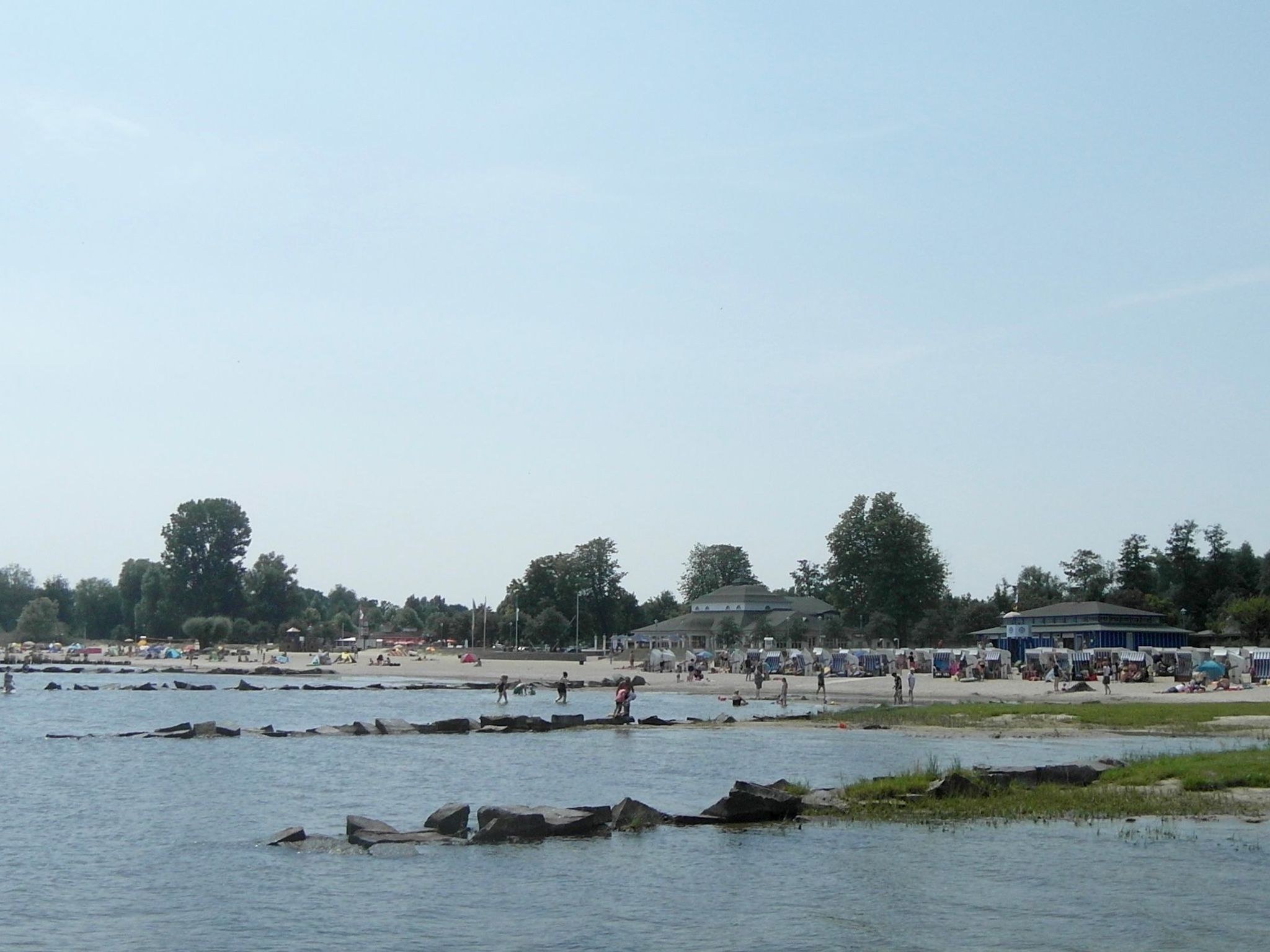 Wohnung an der Ostsee mit Blick auf den Yachthafen-Drinnen