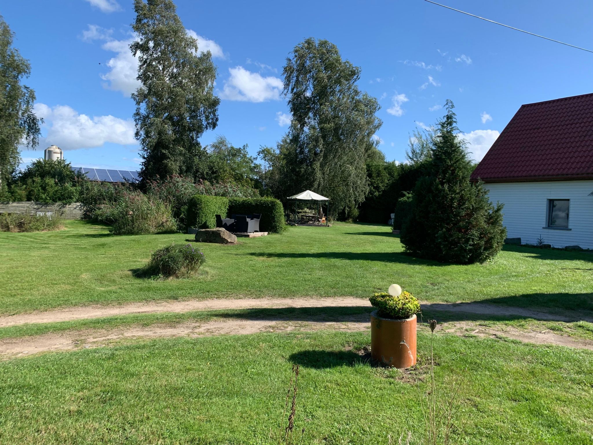 Große Ferienwohnung in Dargen mit Grill-Outside