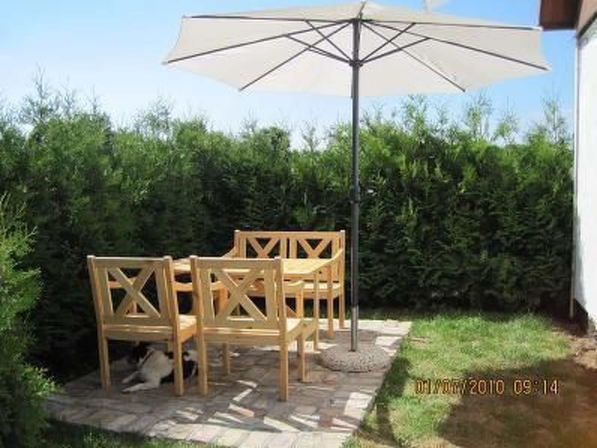 Useinseldom 3-Outside