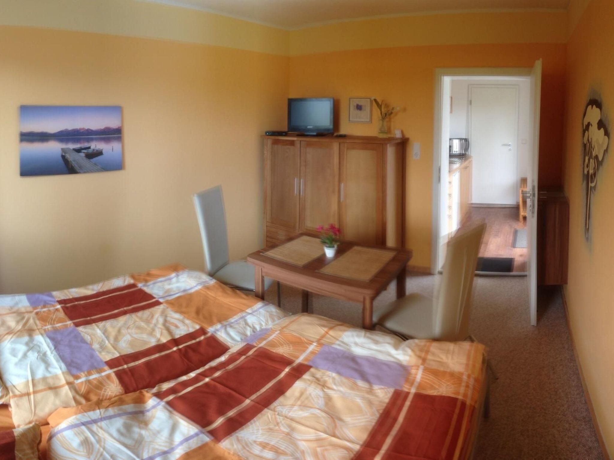 Useinseldom 3-Inside