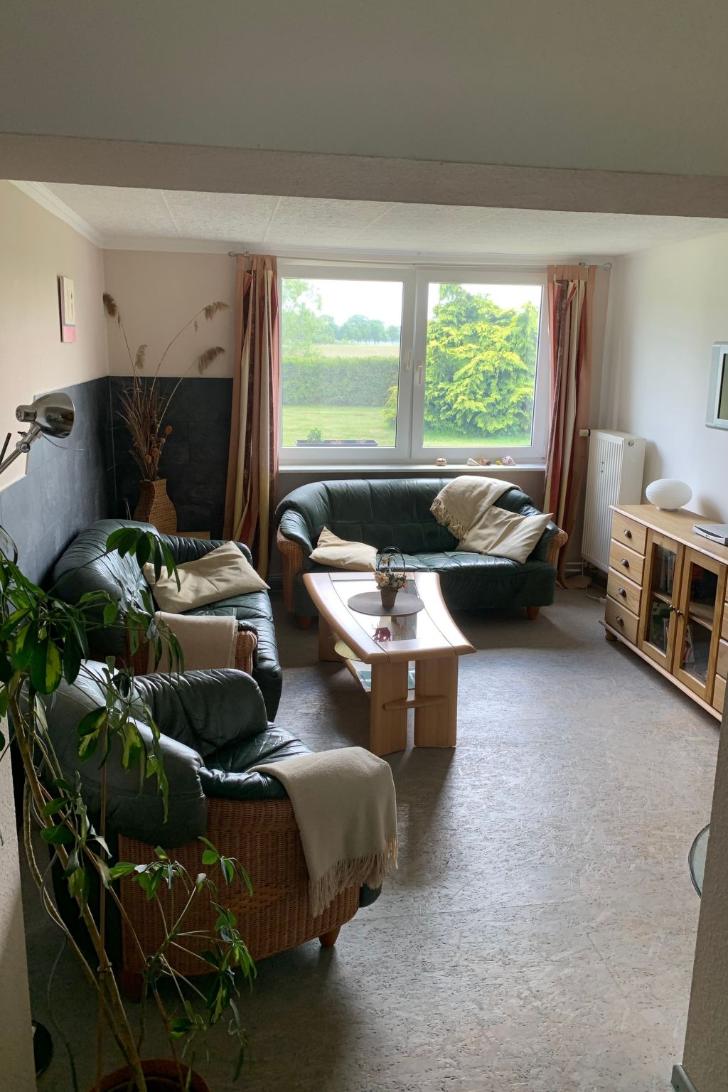 Useinseldom 1-3-Inside