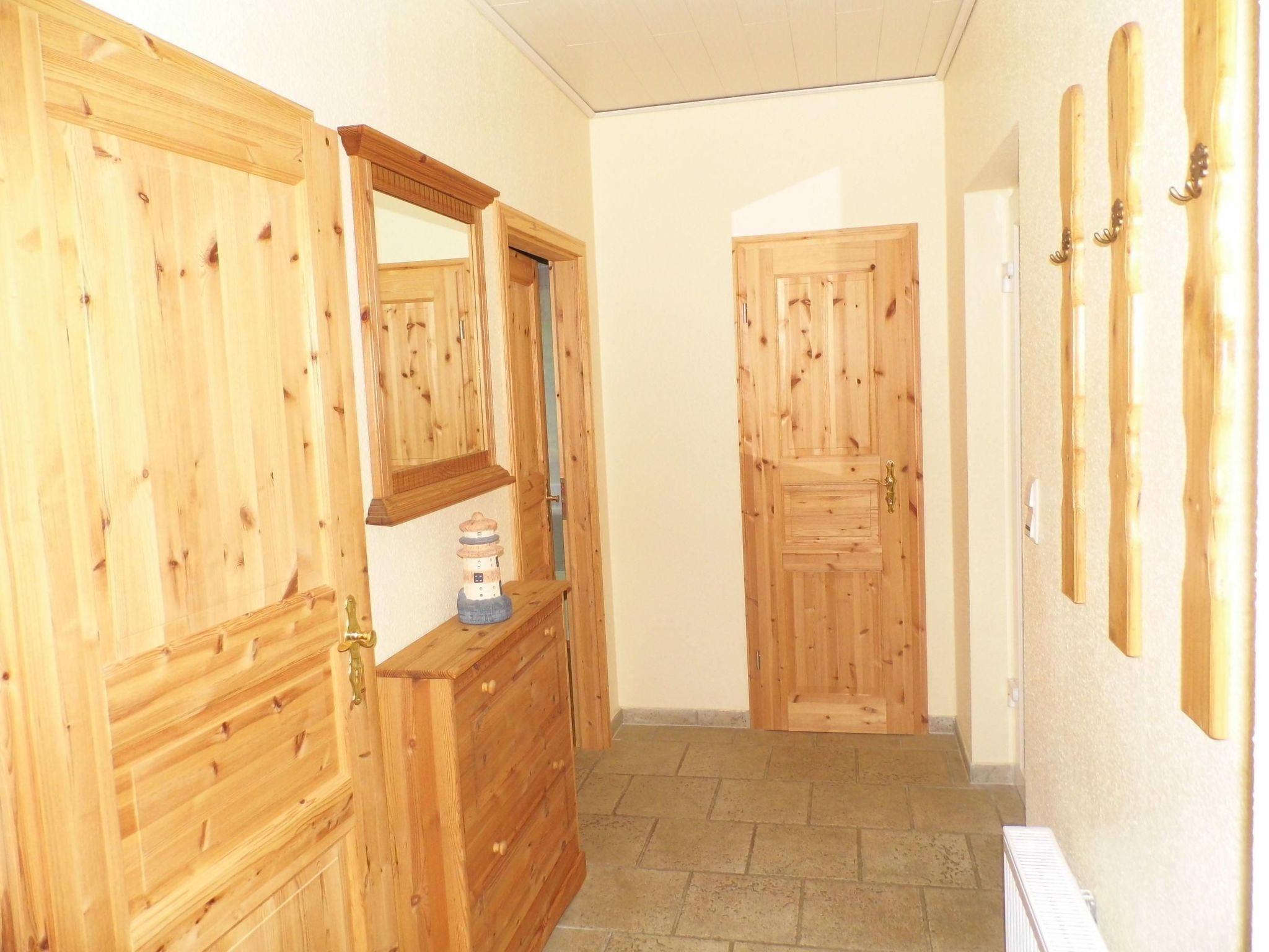 Am malerischen Nepperminer See-Inside