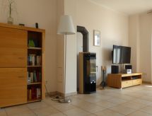 Stijlvol appartement in Ahlbeck met sauna, tuin en nabij meer en zee - thumbnail 5