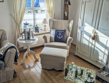 Vrijstaand vakantiehuis op 750m van Oostzee & meer in Ahrenshoop - thumbnail 3