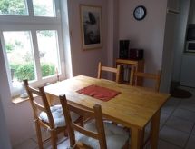 Knusse vrijstaande vakantiewoning met terras nabij de Oostzee in Groß Mohrdorf - thumbnail 6