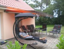 Vrijstaand vakantiehuis met grote tuin nabij Stralsund en Barth - thumbnail 6