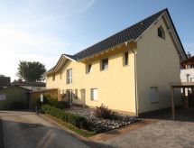 75 qm Wohnung Ostseebad Koserow mit Terrasse, Grill und Garten