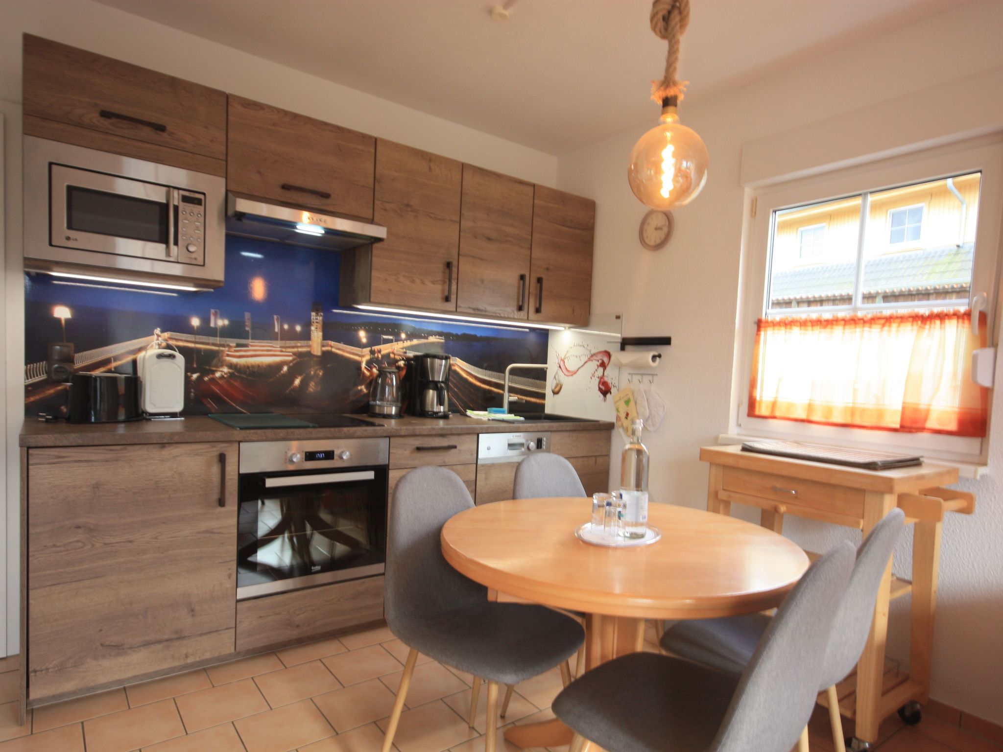 Gemütliche Wohnung mit Grill und Garten-Inside