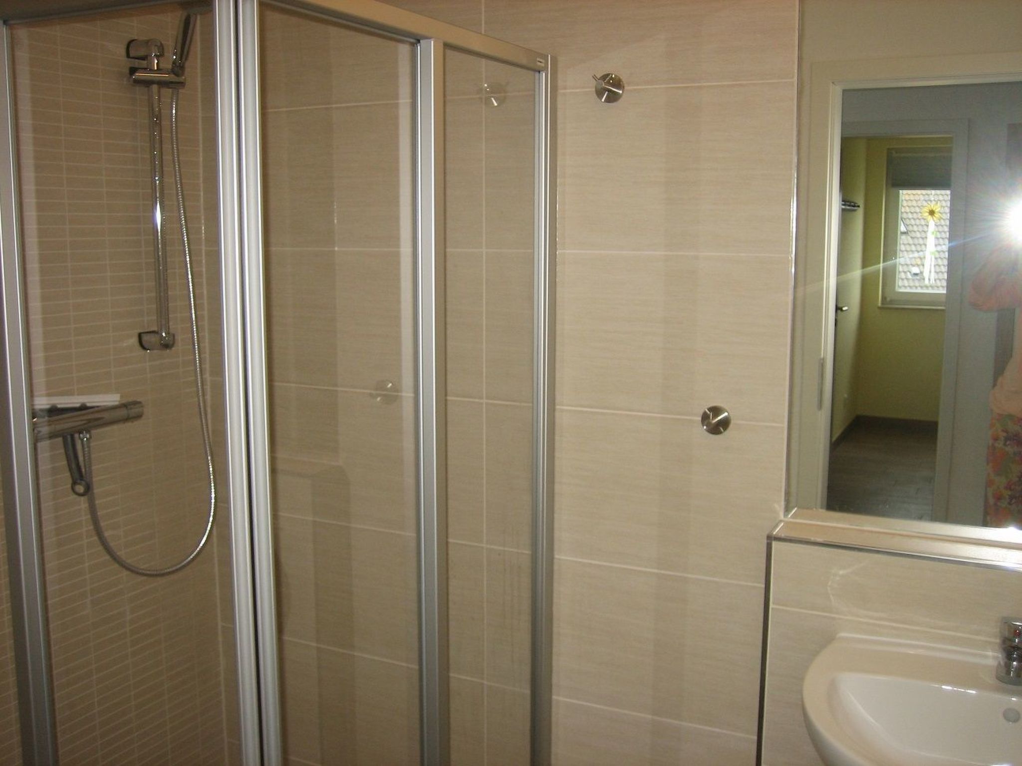 Appartement mit Balkon-Binnen