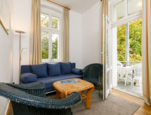 Appartement 11 Zinnowitzer Hof: Direct aan zee op 50 meter van het strand - thumbnail 2