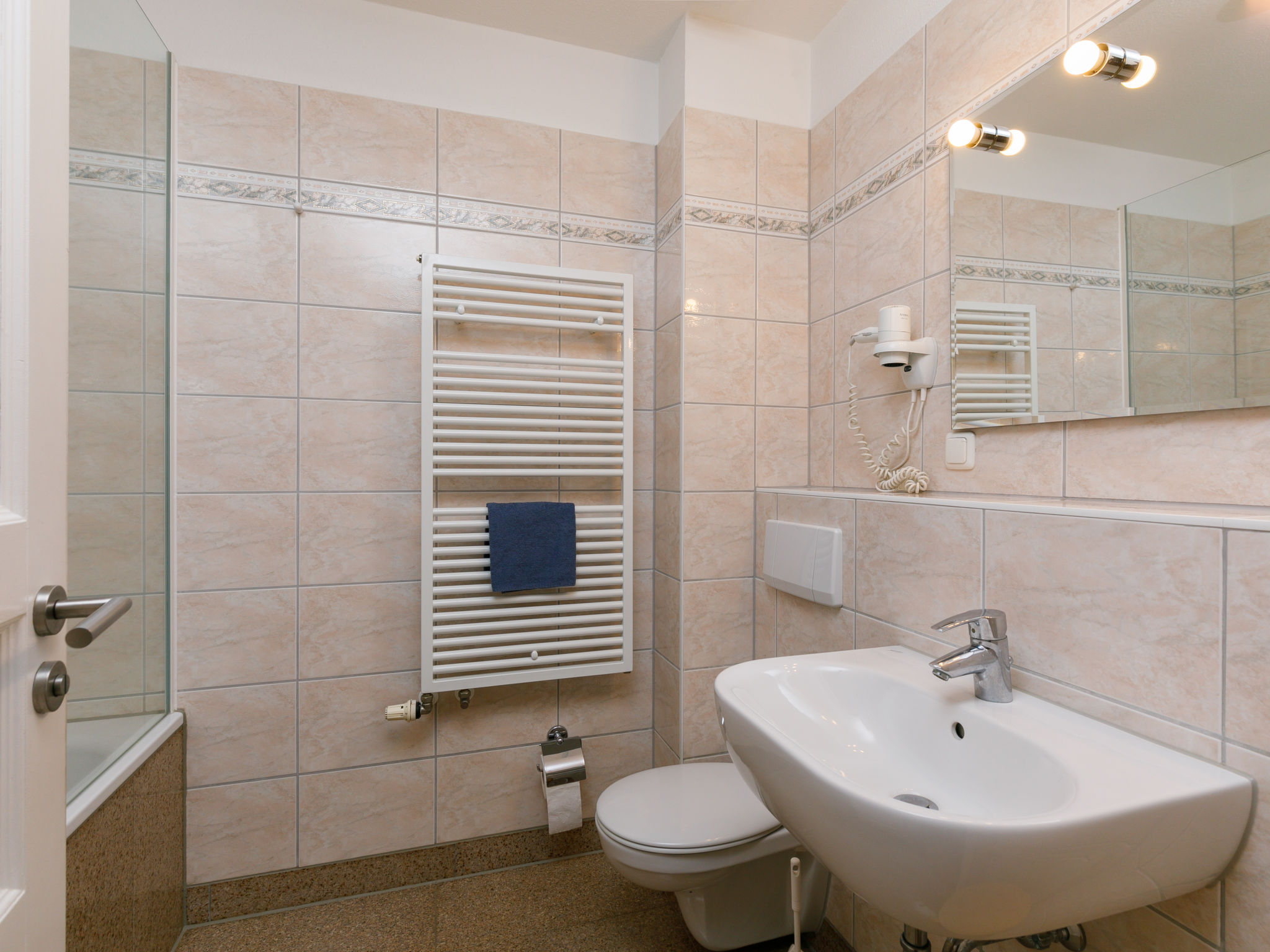 Appartement App.13 Zinnowitzer Hof – Salle de bains, photo 22 sur 38