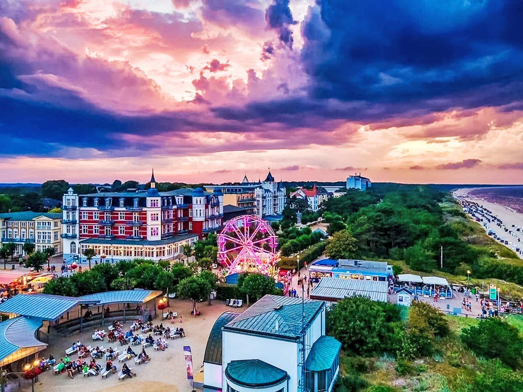 Appartement in Zinnowitz mit Grill - Buiten