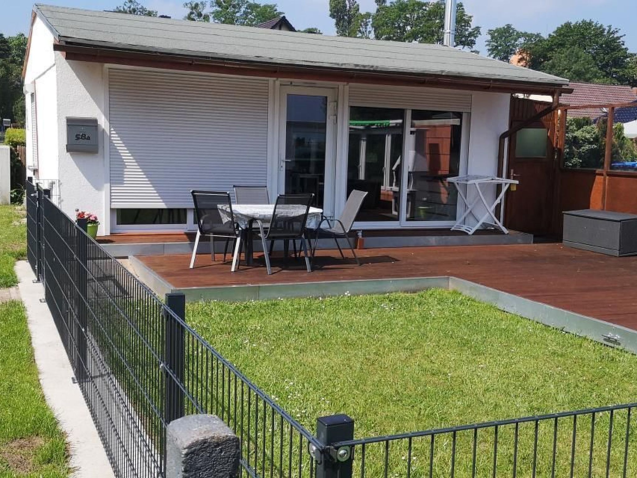 In Altwarp mit Botanischem Garten-Drinnen