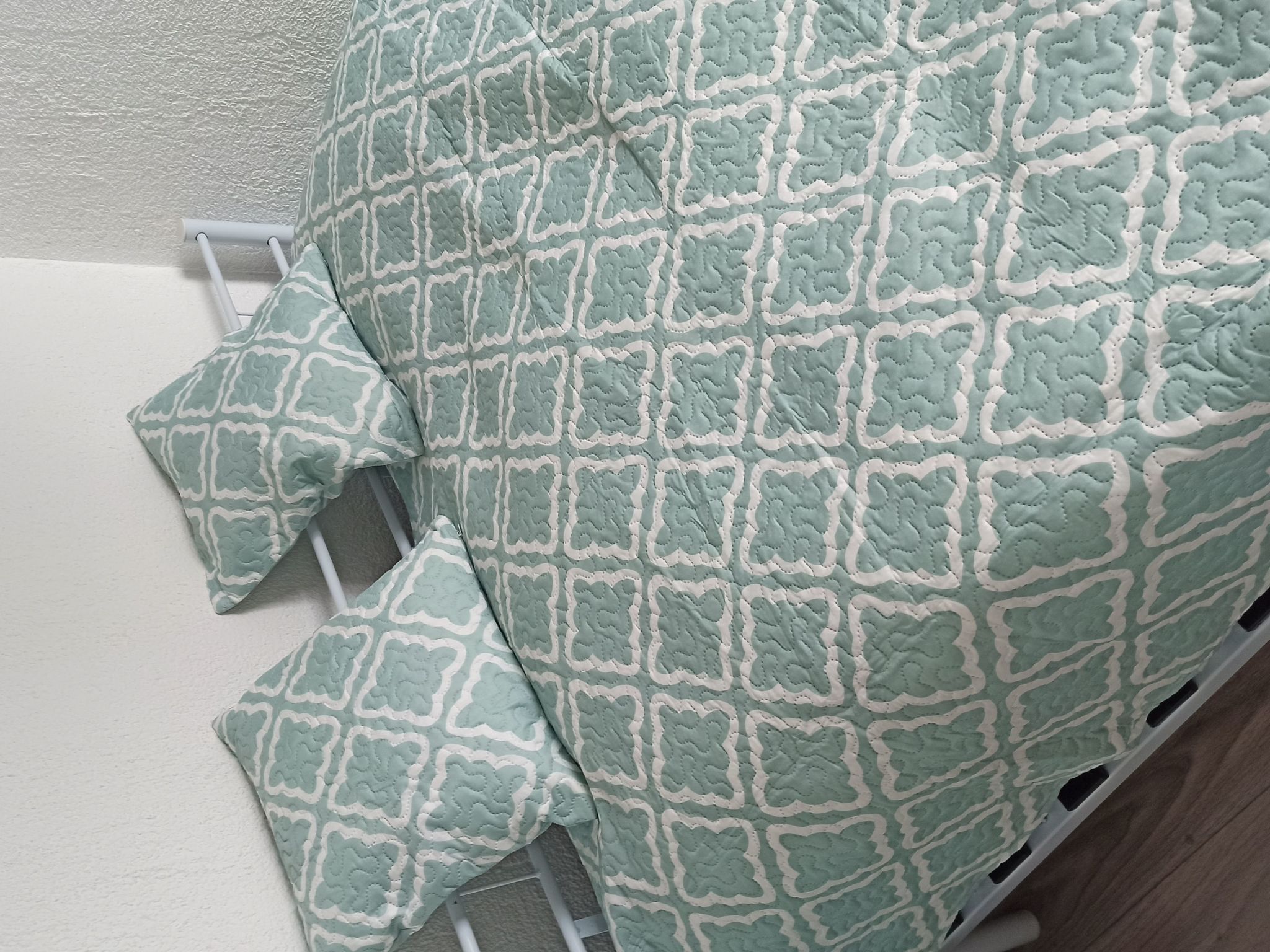 In Altwarp mit Botanischem Garten-Drinnen