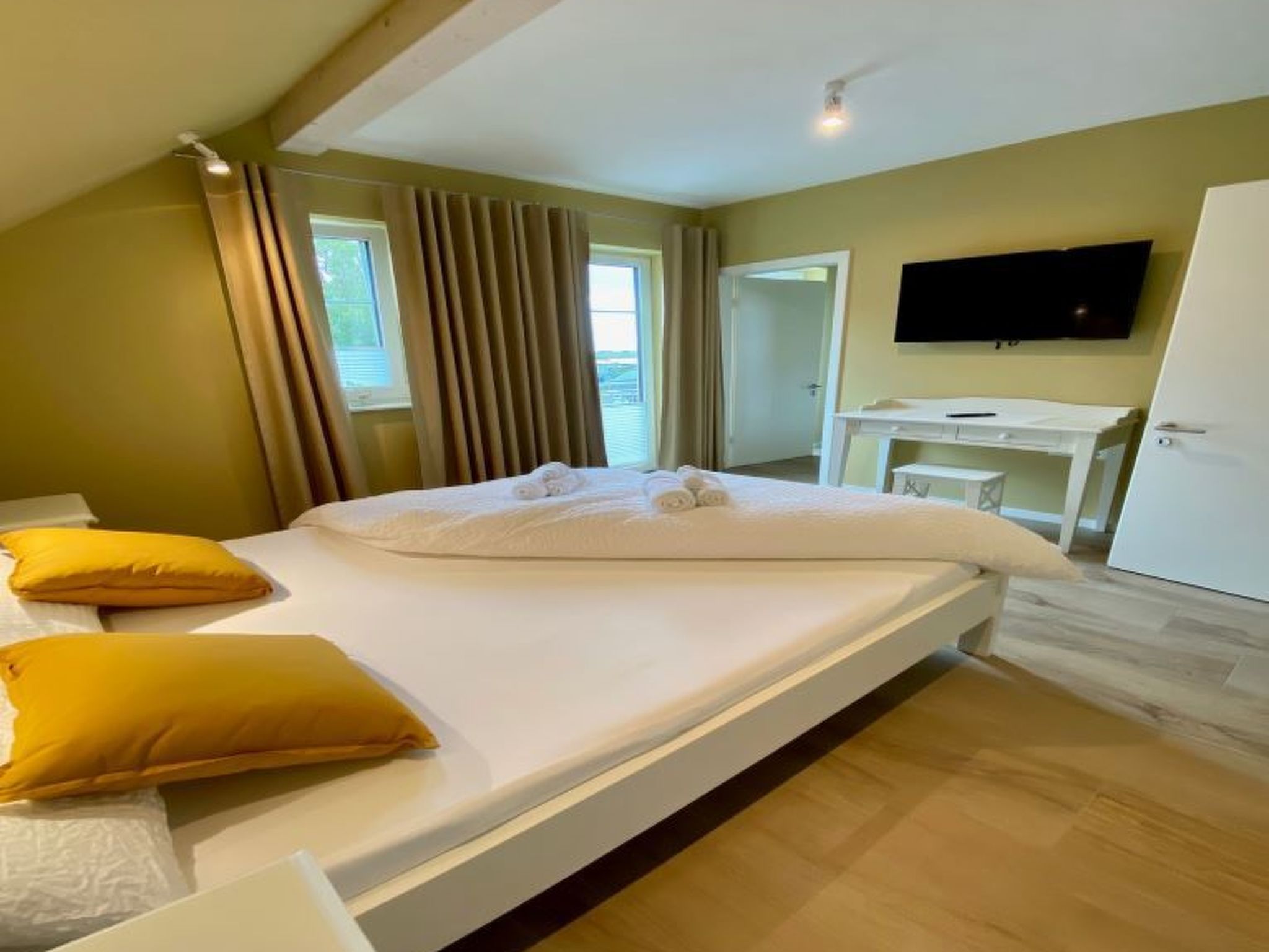 Hafenkönigin-Image-tags.info