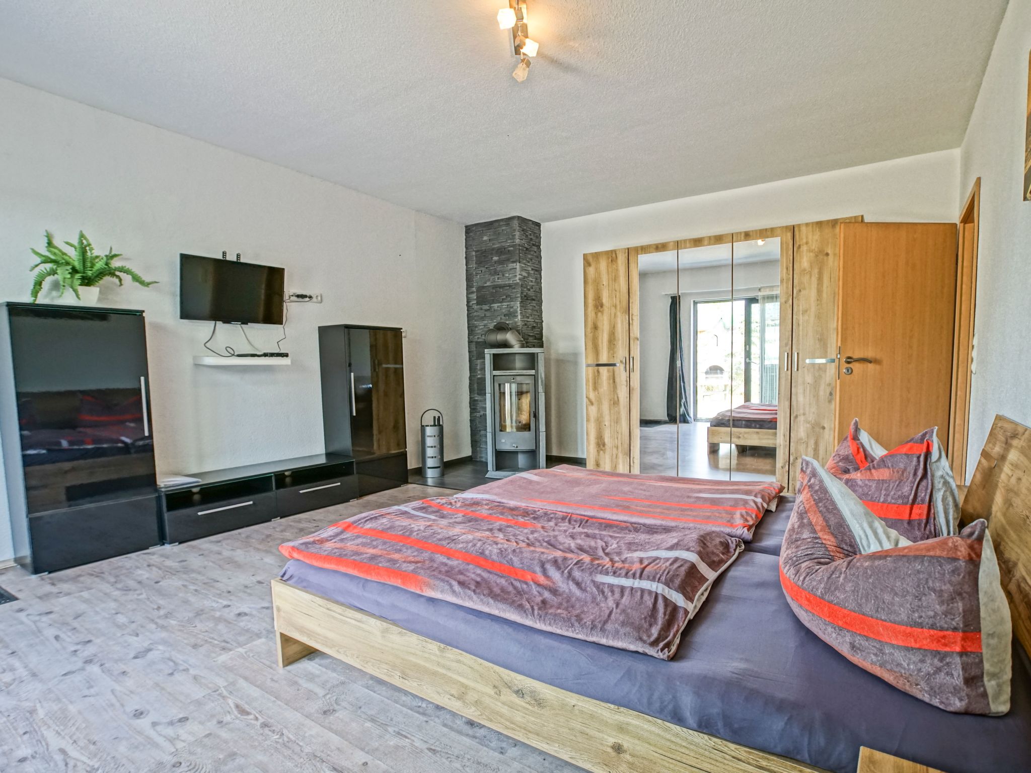 Mit Garten, Grill und Terrasse-Image-tags.info