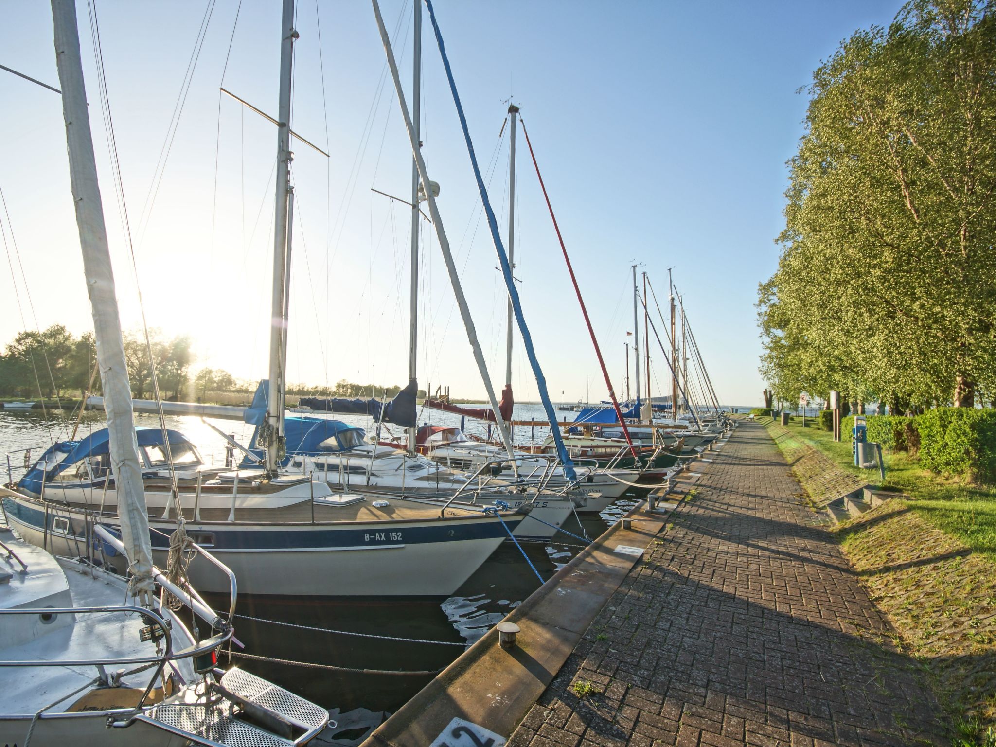 Wohnung in Mönkebude mit Terrasse und Grill-Image-tags.info