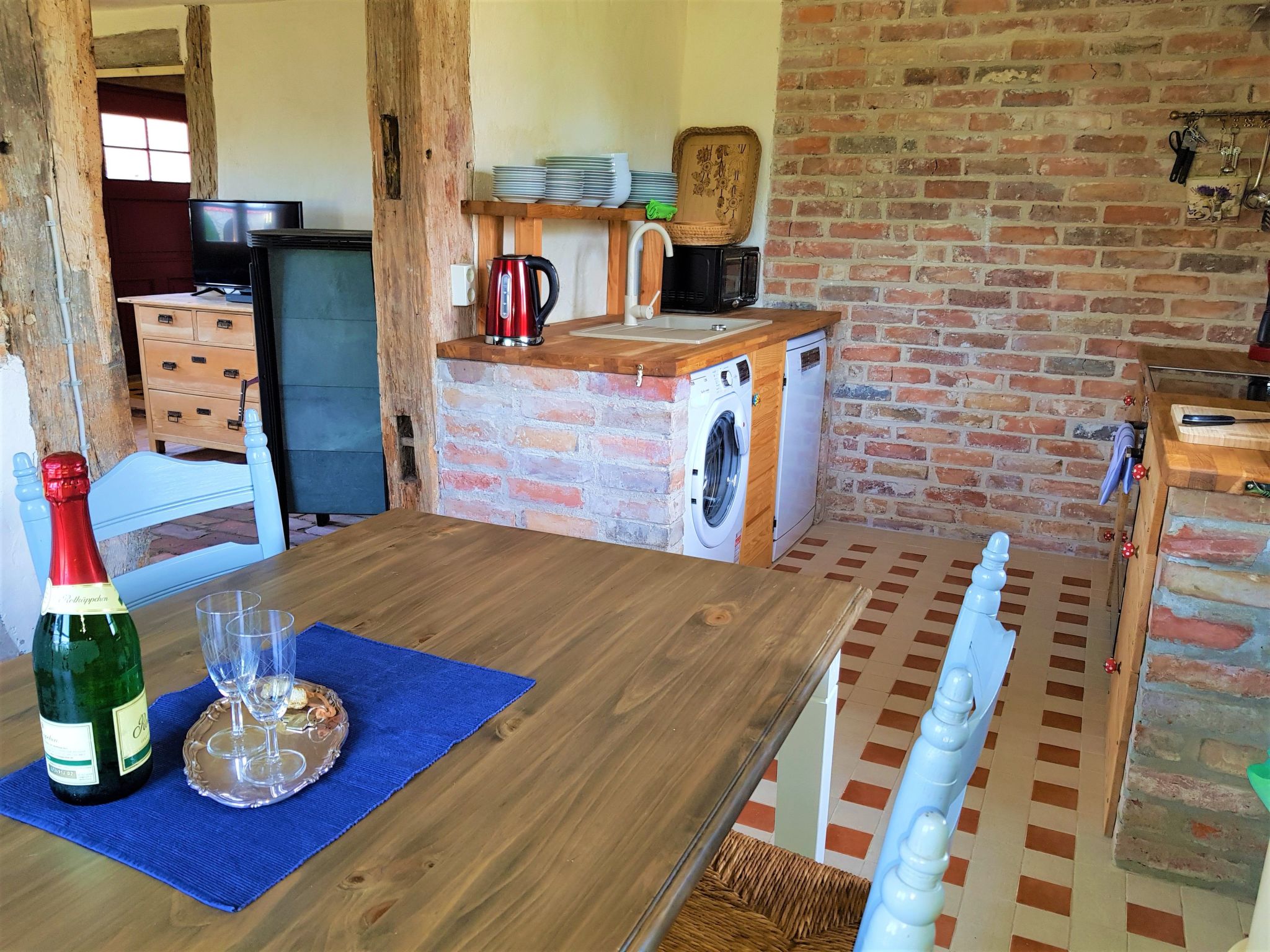 Kitchen / Dining Room