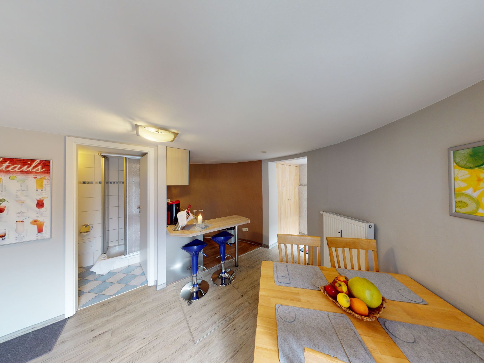 Silo mit kleinem Garten