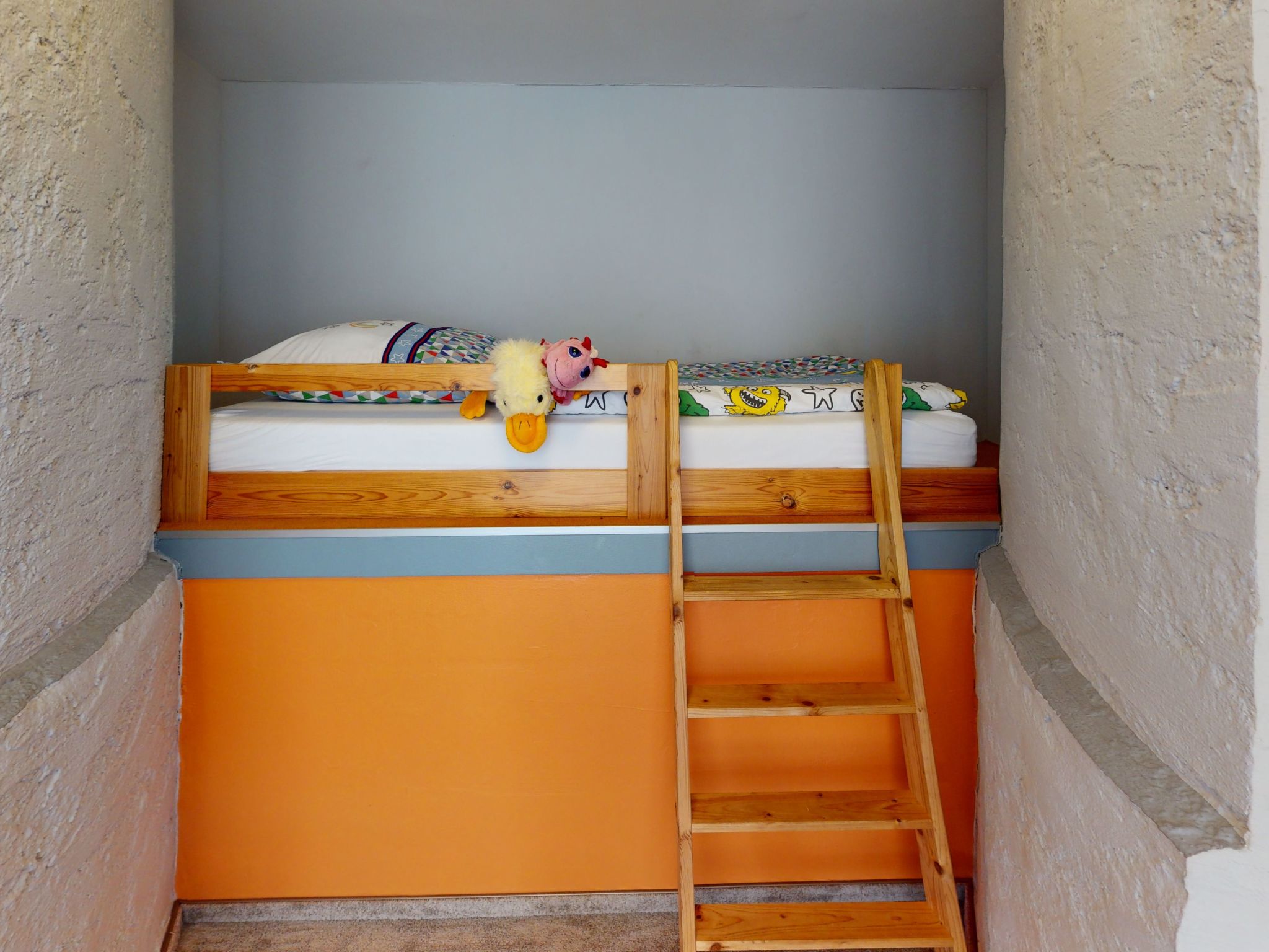 Silo mit kleinem Garten-Image-tags.info