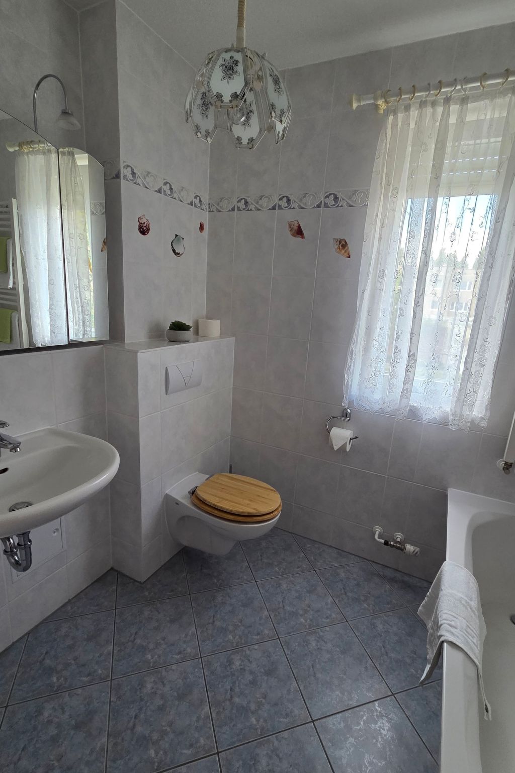 2 Raum  Graal-Müritz