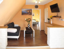 Rustiek appartement aan de Kummerower See met tuin en meerzicht - thumbnail 2