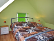 Rustiek vakantiehuis voor 4 personen, direct aan het meer in Verchen - thumbnail 2