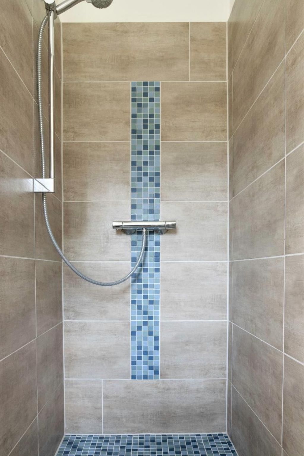 Paul am Klostersee Urlaub mit Hund-Image-tags.info