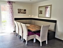 Rieten droomvilla aan de Oostzee – 8 personen, tuin & open haard - thumbnail 6