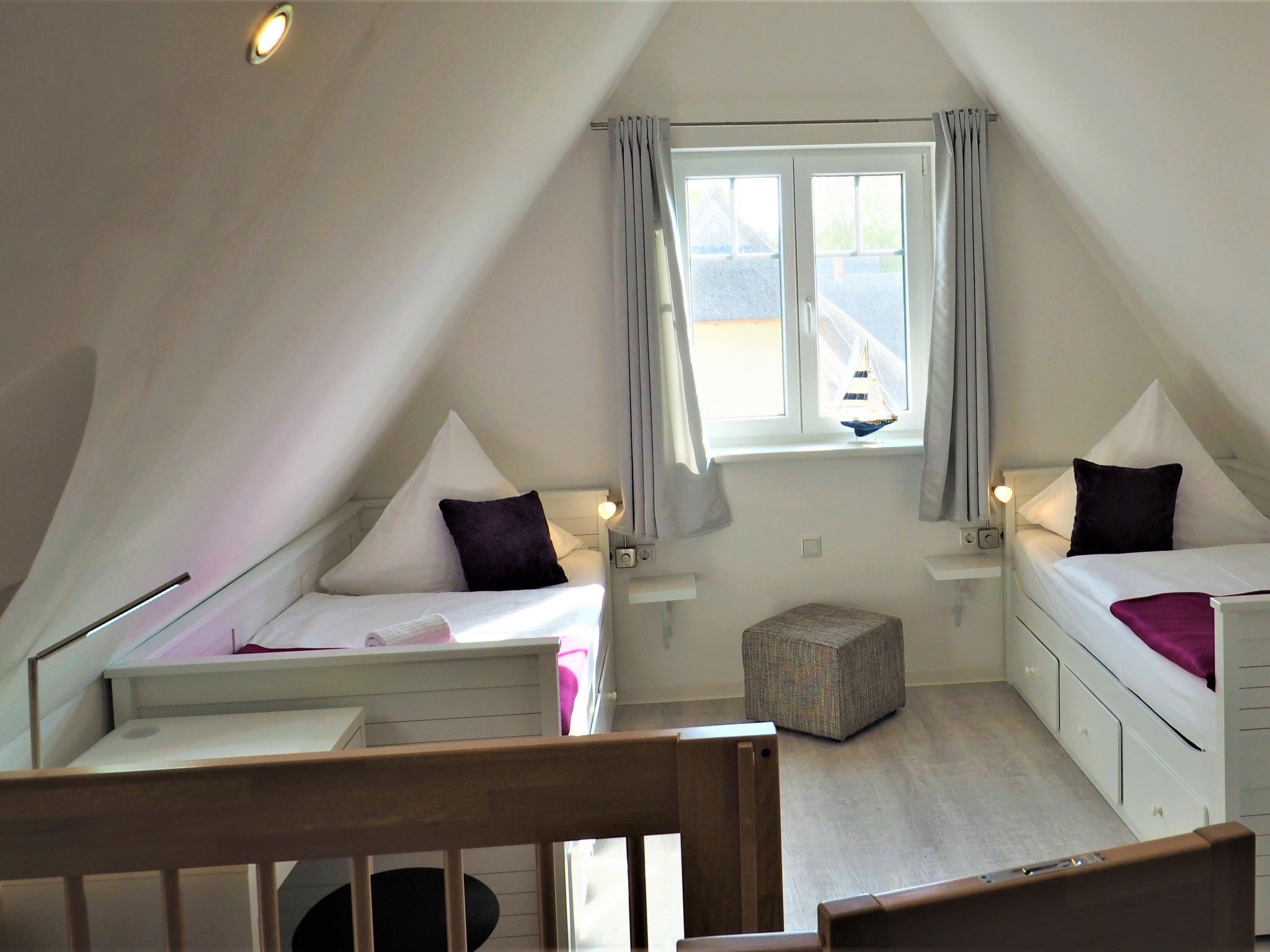 Traumhafte Reetdach-Doppelhaushälfte mit Garten-Binnen