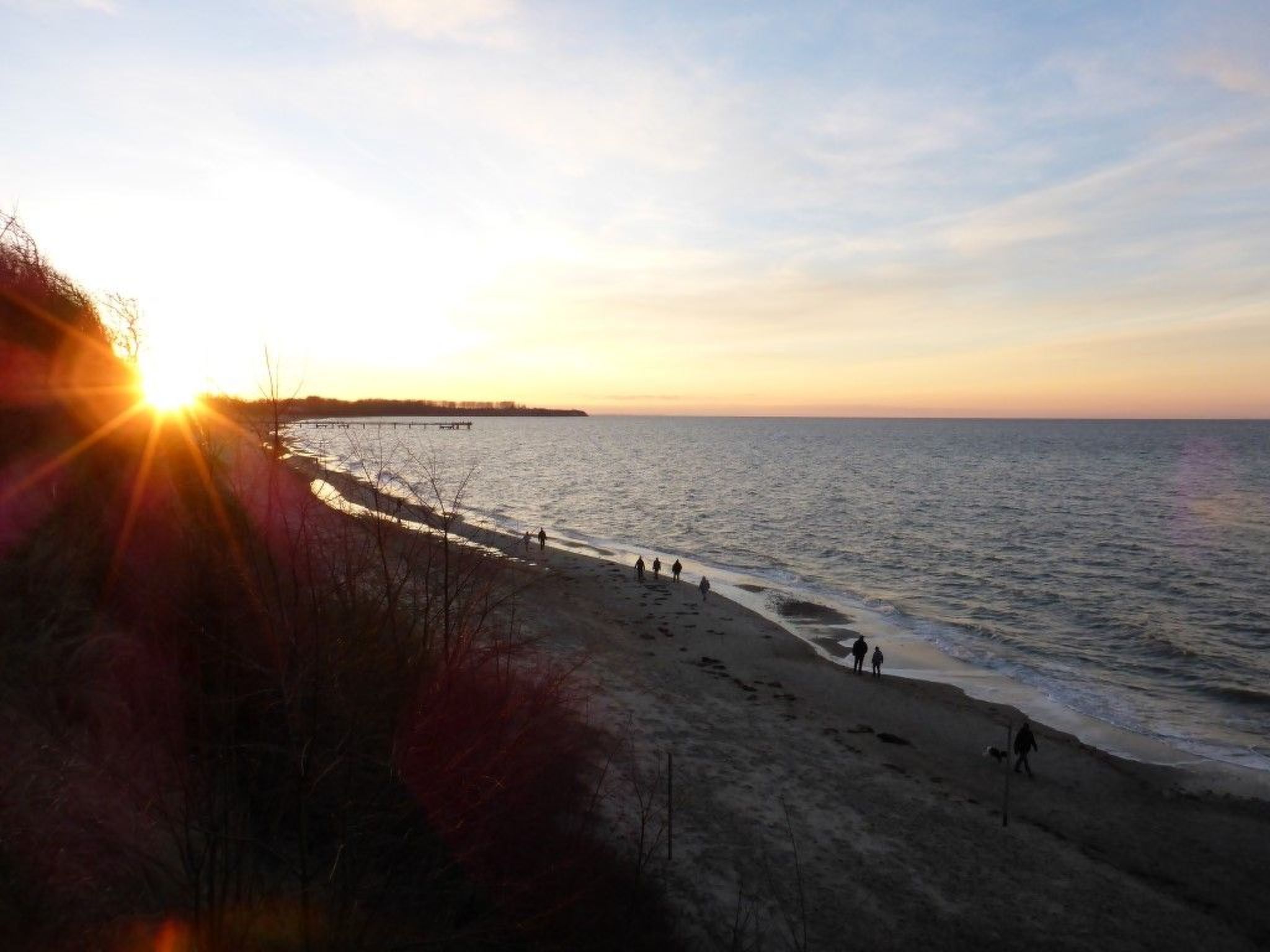 Behagliches Ferienhaus mit Garten und Terrasse-Binnen