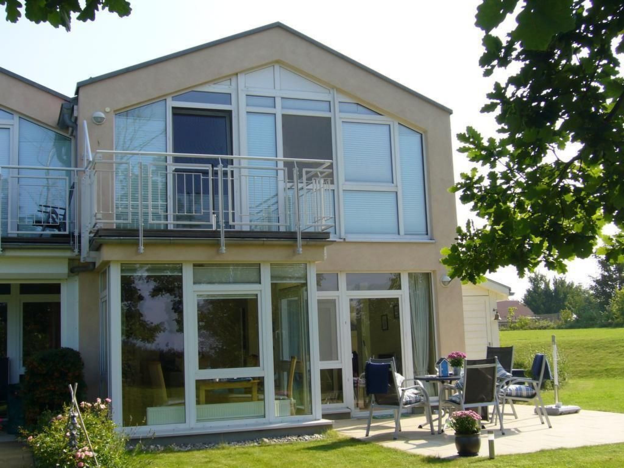 Mit großer Terrasse und herrlicher Aussicht-Binnen