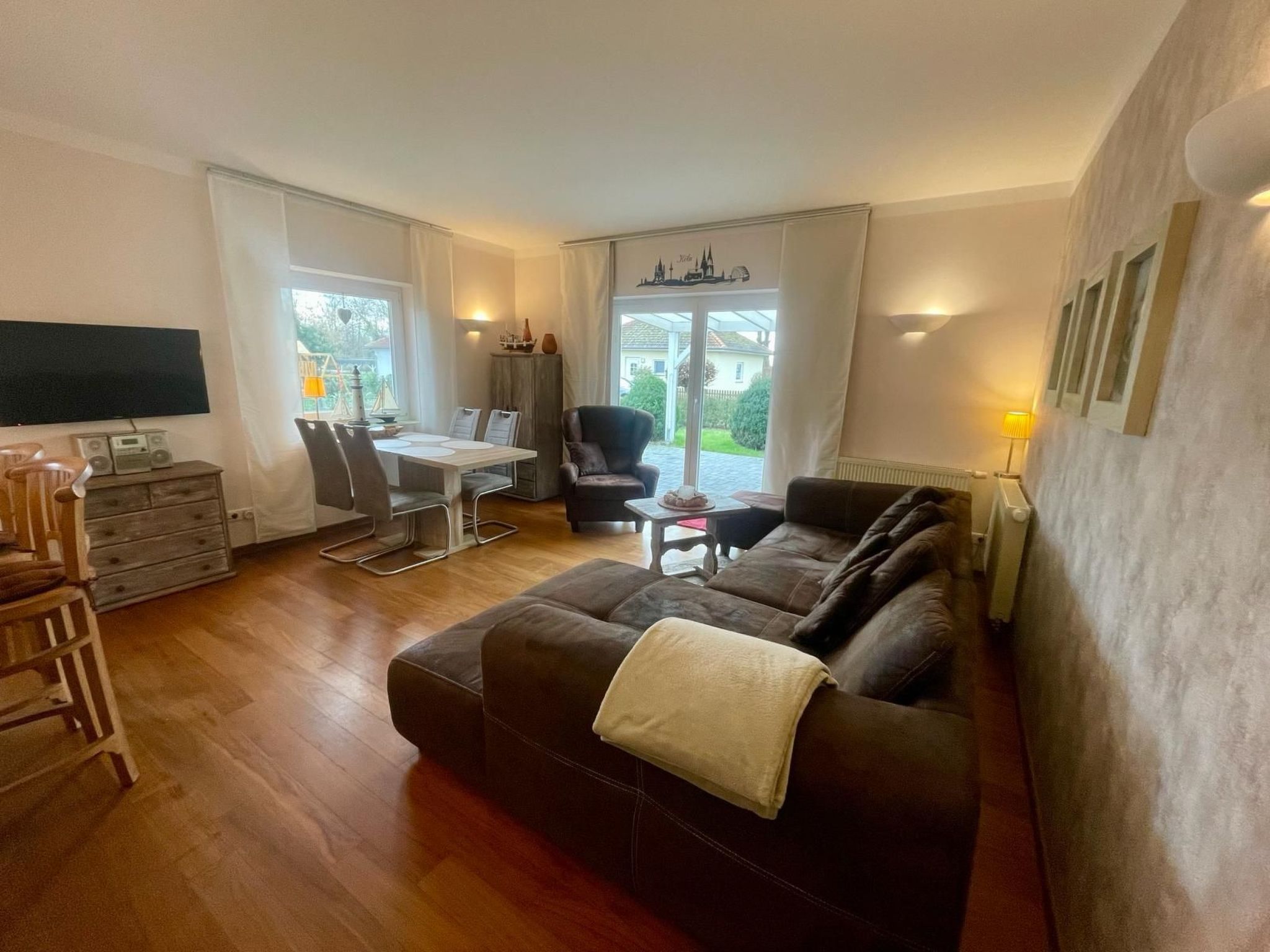 In Wischuer mit Terrasse, Grill und Garten-Image-tags.info