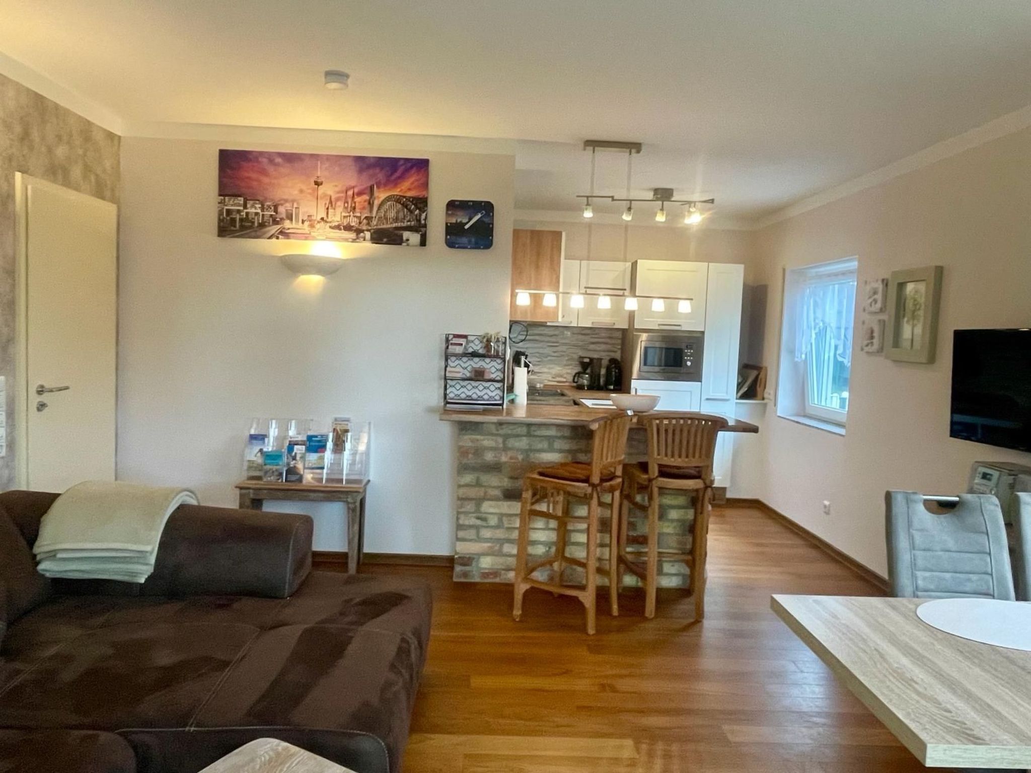 In Wischuer mit Terrasse, Grill und Garten-Image-tags.info