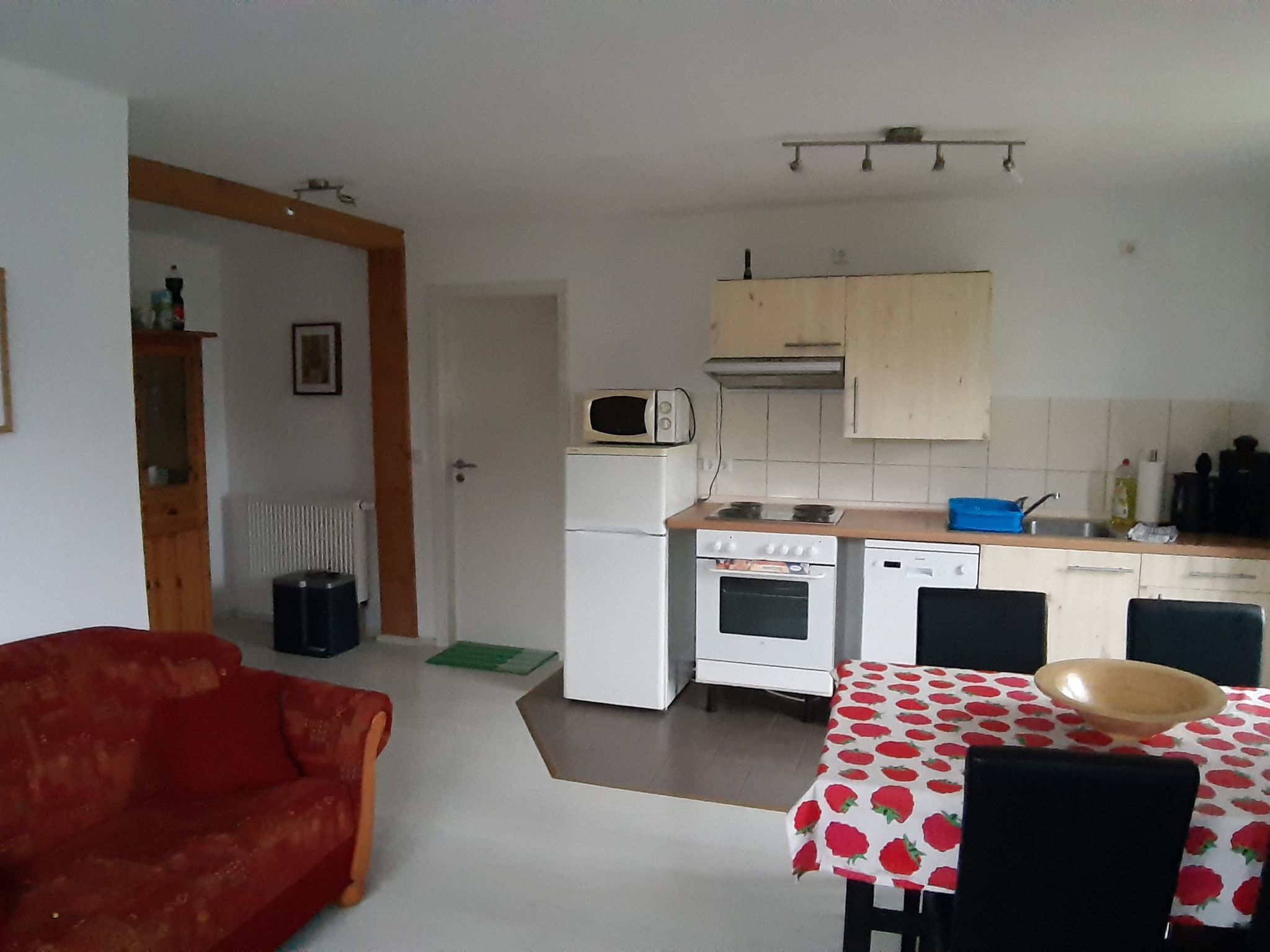 In Vorland mit Grill und Garten-Dedans