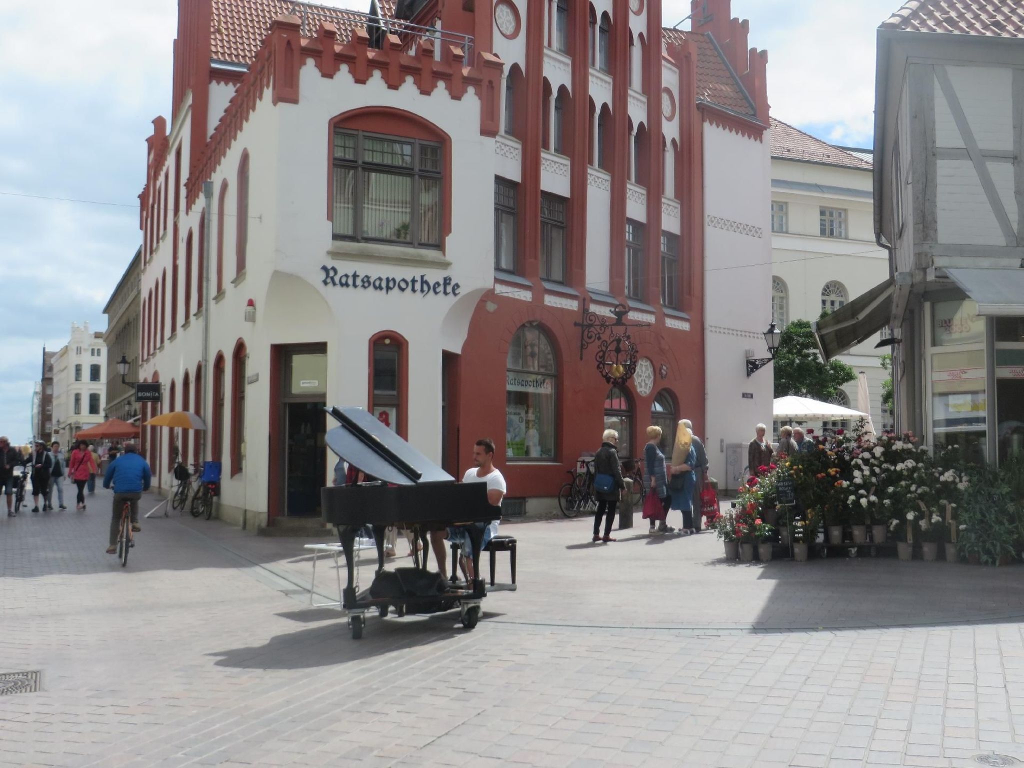 Appartement in Wismar mit Terrasse und Garten-Image-tags.info