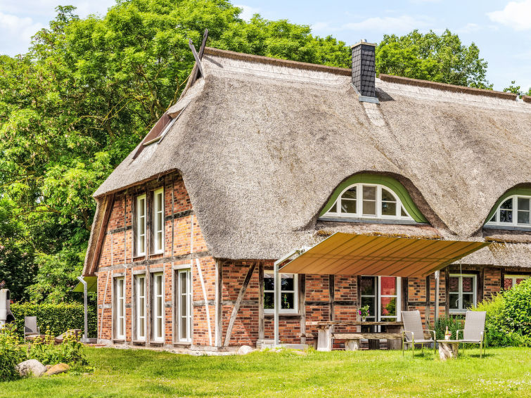 Sauna en zee op 400m: Ruim vakantiehuis in Gollwitz (Insel Poel) in Gollwitz (Insel Poel)