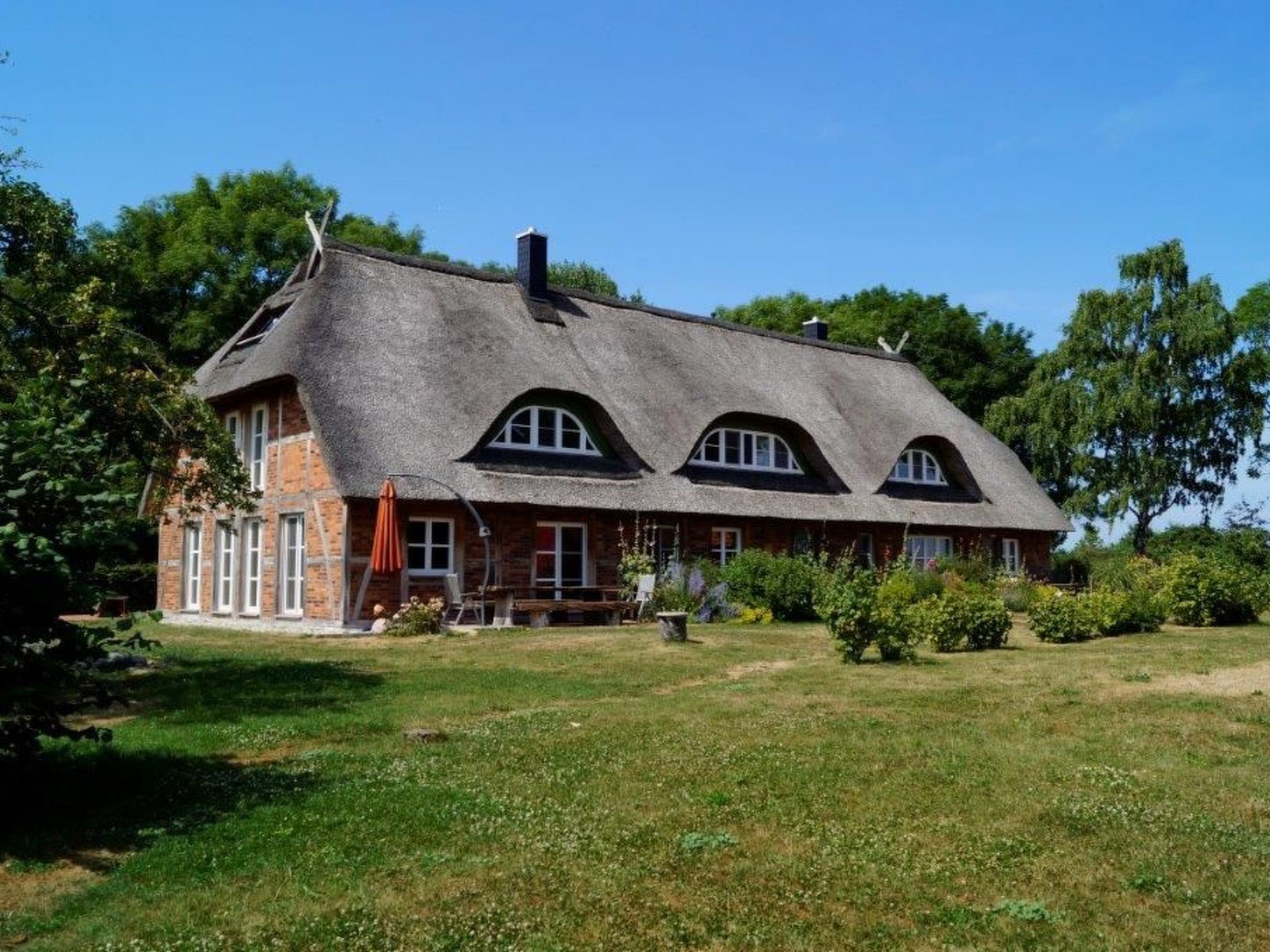 Reethaus Mertinat ''For Six'' mit Meerblick-Binnen