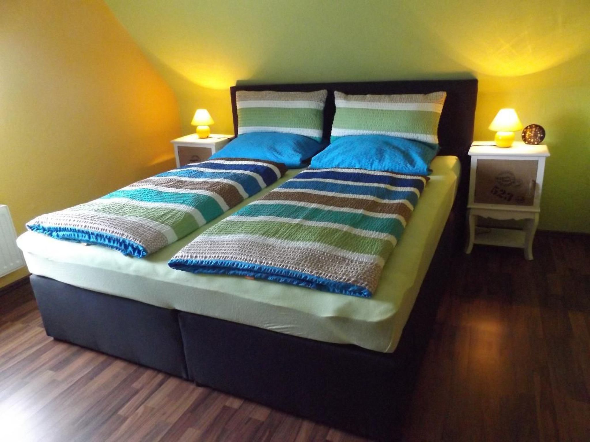 Mona-Image-tags.info