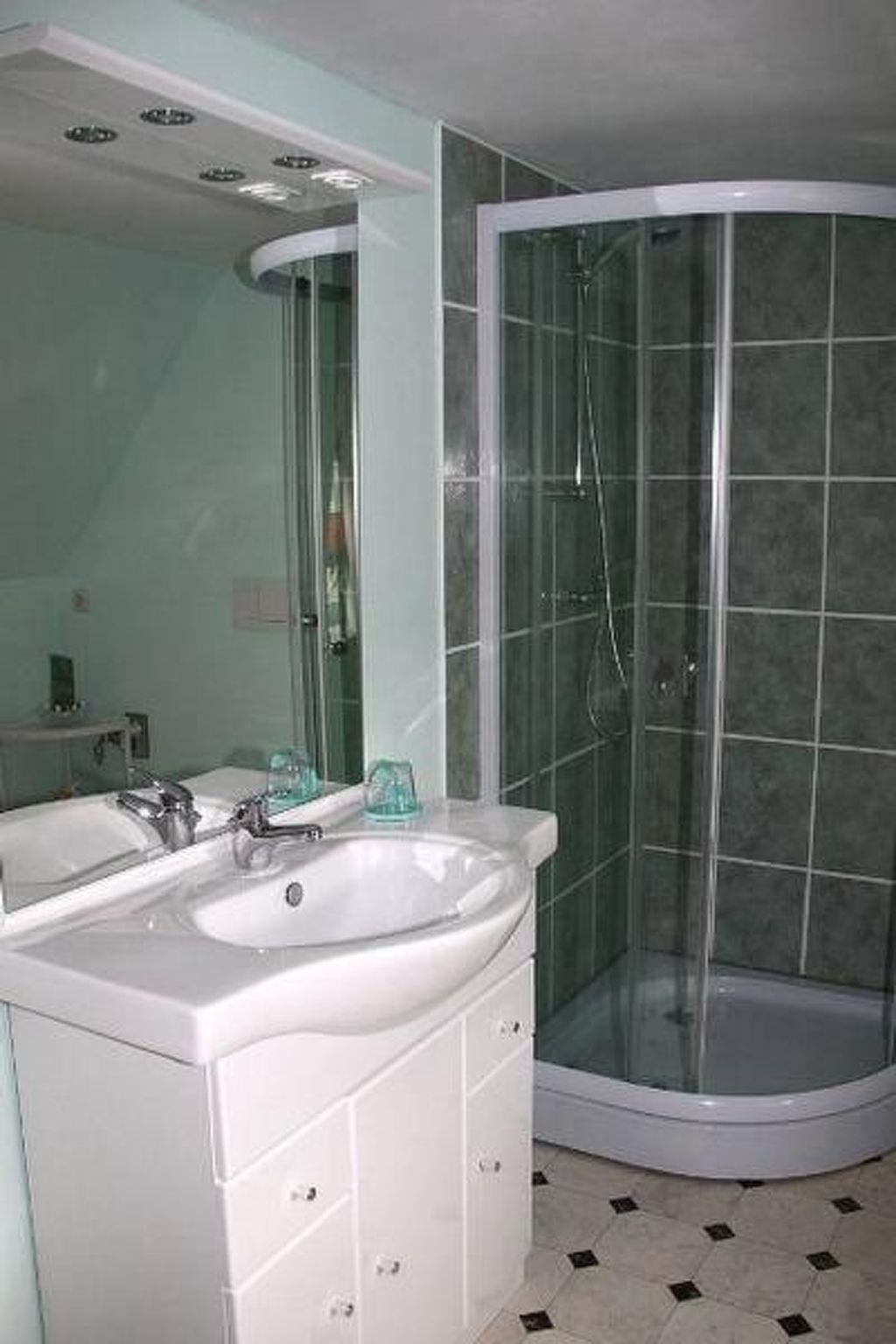 Mona-Image-tags.info