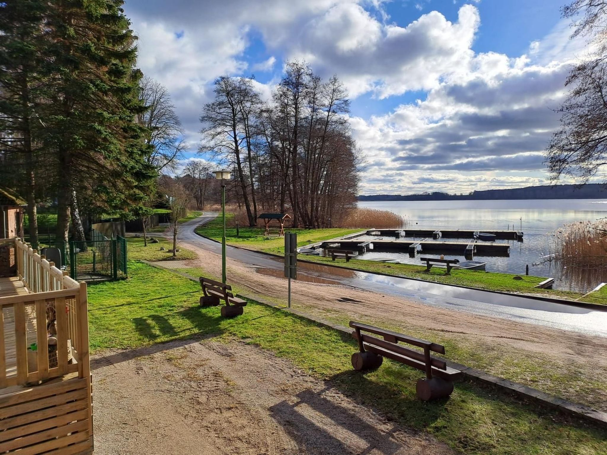Mobilheim mit Terrasse