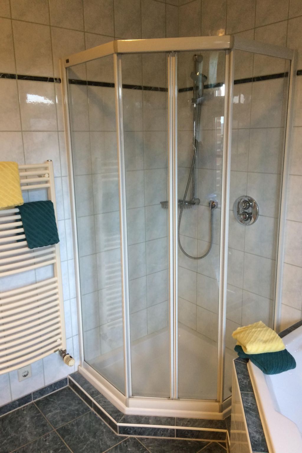 Gemütliches Ferienhaus in Godow mit Terrasse-Image-tags.info