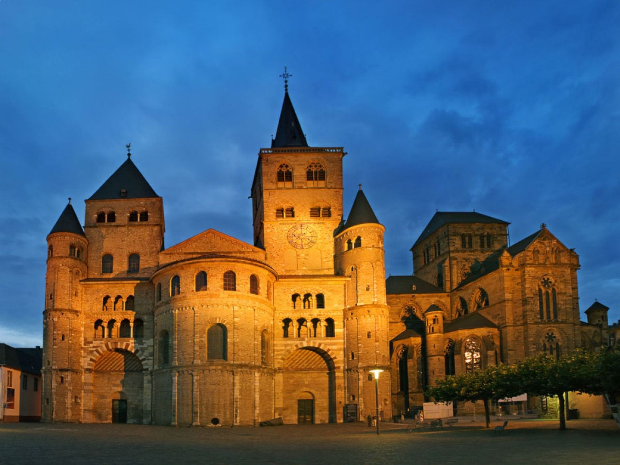 In Friedrichsthal-Image-tags.info