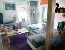 Vrijstaand vakantiehuis in Holzhausen met bergzicht, omheinde tuin & terras - thumbnail 6