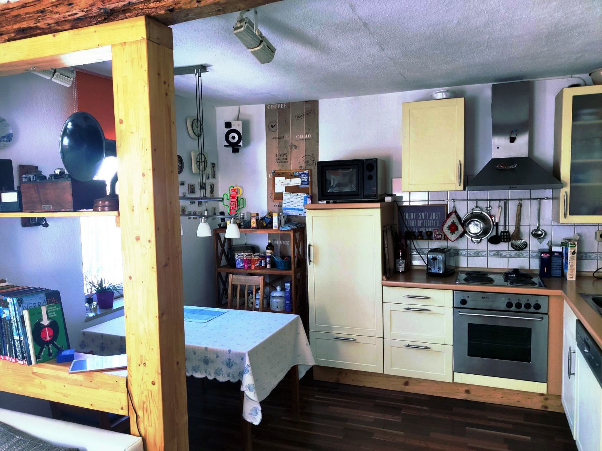 In Holzhausen mit Grill und Terrasse-Image-tags.info