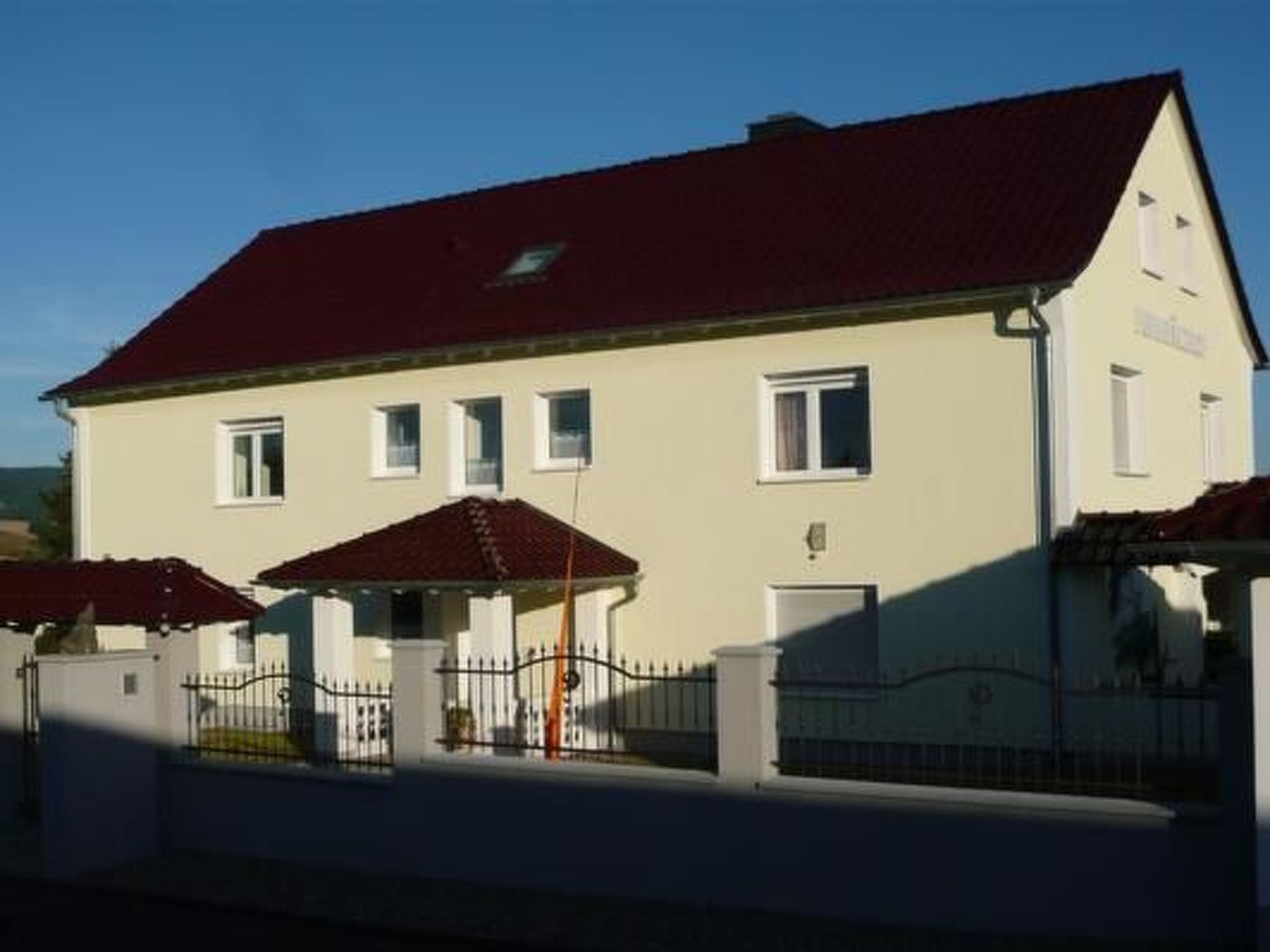 In Witzelroda mit Grill und Garten-Image-tags.info